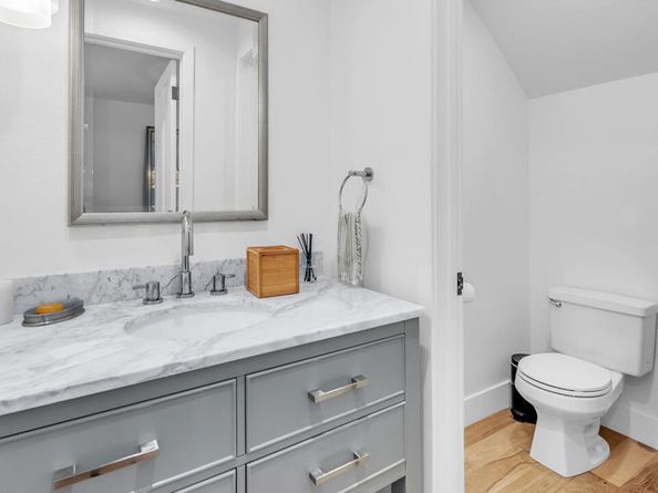 202 San Vicente Boulevard 15, Santa Monica CA 90402