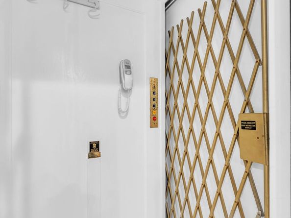 202 San Vicente Boulevard 15, Santa Monica CA 90402