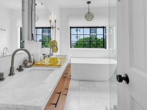 202 San Vicente Boulevard 15, Santa Monica CA 90402