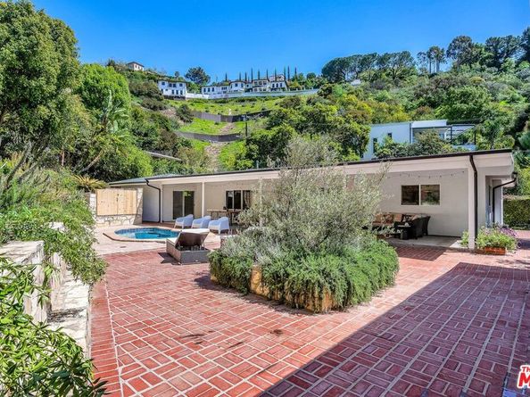 9495 Gloaming Drive, Beverly Hills CA 90210
