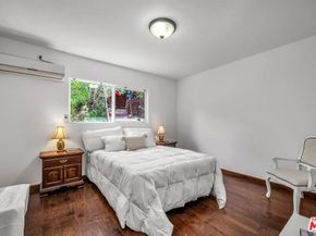 9495 Gloaming Drive, Beverly Hills CA 90210