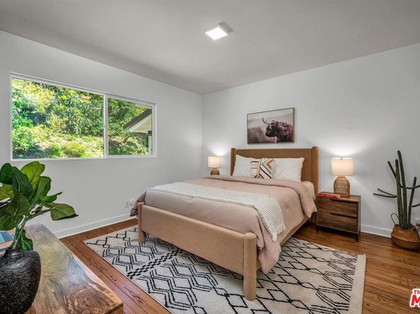 9495 Gloaming Drive, Beverly Hills CA 90210