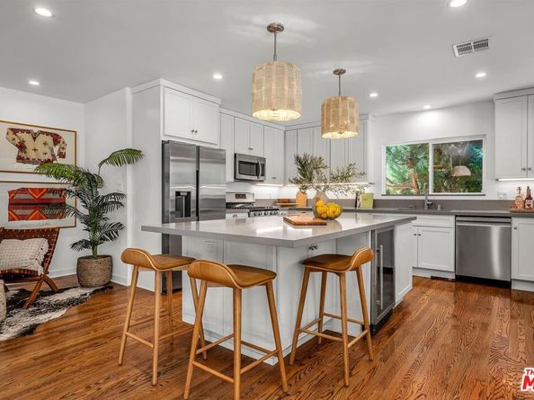 9495 Gloaming Drive, Beverly Hills CA 90210