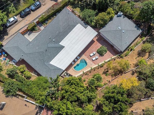 9495 Gloaming Drive, Beverly Hills CA 90210