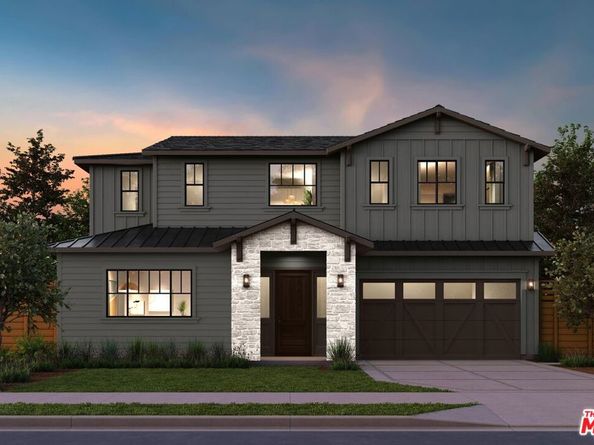 11729 Hartsook Street, Valley Village CA 91607