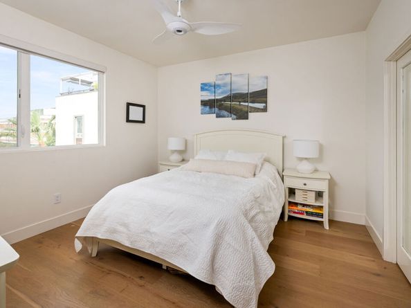 660 N Gramercy Place, Los Angeles CA 90004