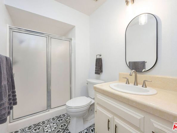 882 W 17th Street, Upland CA 91784