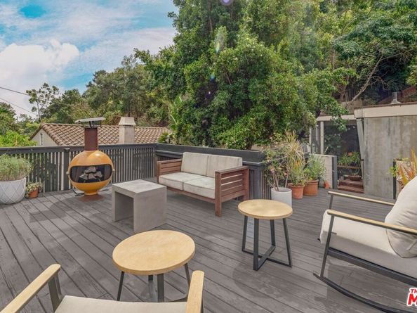 905 N Beverly Glen Boulevard, Los Angeles CA 90077