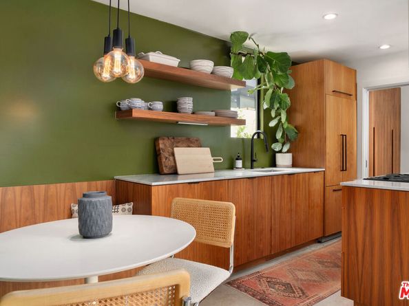 905 N Beverly Glen Boulevard, Los Angeles CA 90077