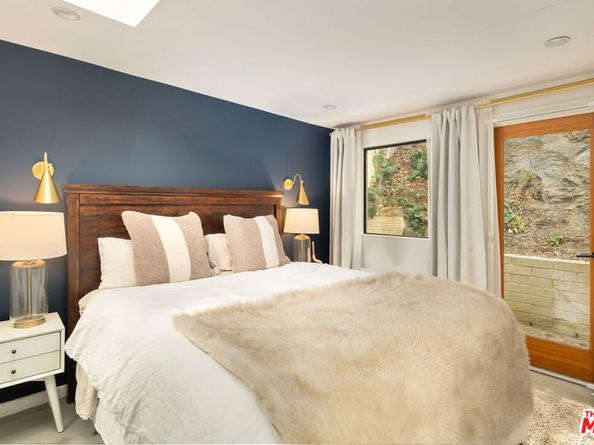 905 N Beverly Glen Boulevard, Los Angeles CA 90077