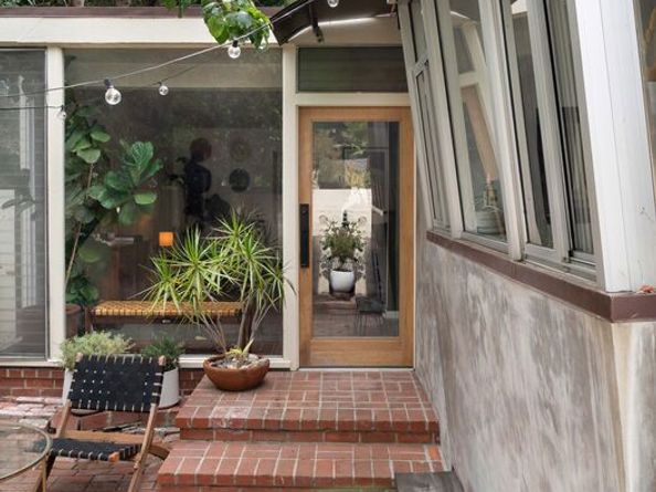 905 N Beverly Glen Boulevard, Los Angeles CA 90077