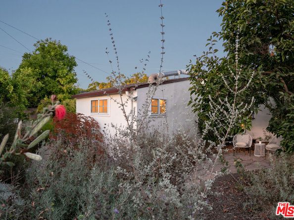 1809 N Rose Street, Burbank CA 91505