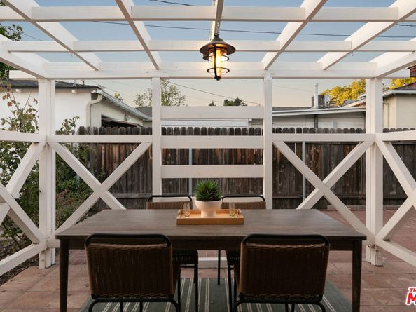 1809 N Rose Street, Burbank CA 91505