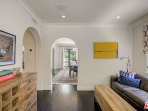 3777 Effingham Place, Los Angeles CA 90027
