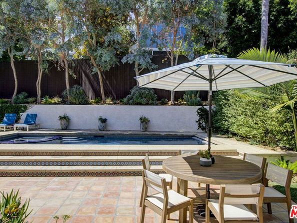 3777 Effingham Place, Los Angeles CA 90027