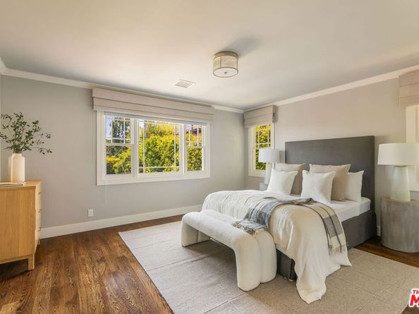 12321 20th Helena Drive, Los Angeles CA 90049