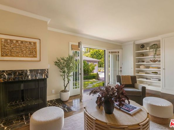 12321 20th Helena Drive, Los Angeles CA 90049