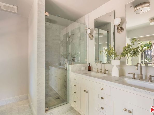 12321 20th Helena Drive, Los Angeles CA 90049