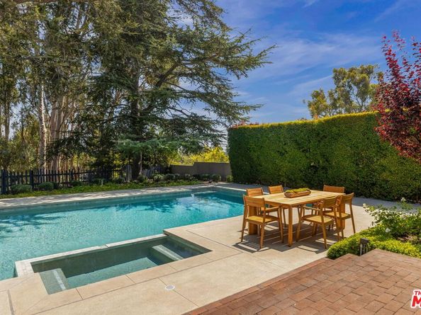 12321 20th Helena Drive, Los Angeles CA 90049