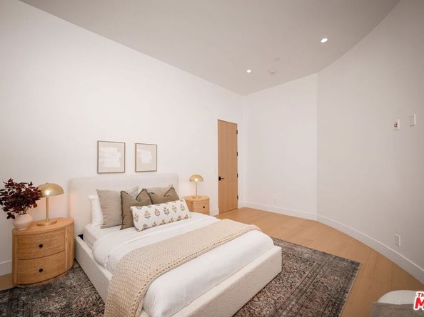 3596 Woodhill Canyon Road, Studio City CA 91604