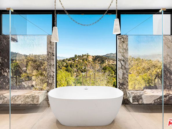 3596 Woodhill Canyon Road, Studio City CA 91604