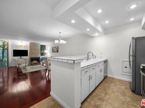 1230 N Sweetzer Avenue 213, West Hollywood CA 90069