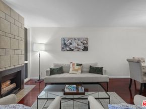 1230 N Sweetzer Avenue 213, West Hollywood CA 90069