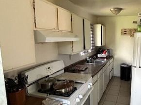 319 E 113th Street, Los Angeles CA 90061