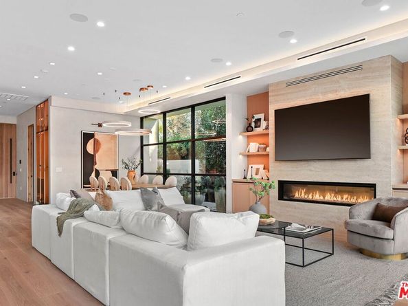 4445 Van Noord Avenue, Studio City CA 91604
