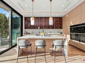 4445 Van Noord Avenue, Studio City CA 91604