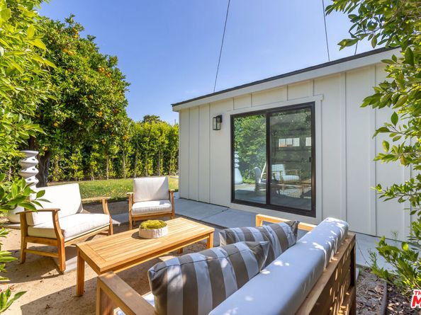 3840 Lyceum Avenue, Los Angeles CA 90066
