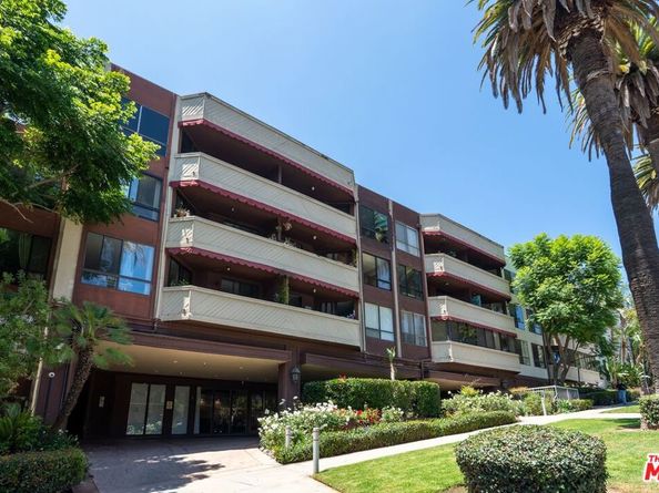 1745 Camino Palmero Street 106, Los Angeles CA 90046