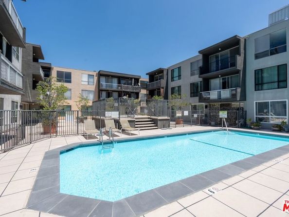 1745 Camino Palmero Street 106, Los Angeles CA 90046