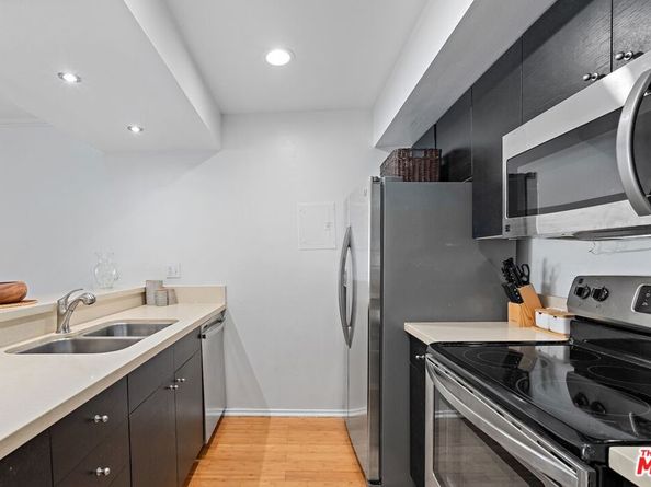 1745 Camino Palmero Street 106, Los Angeles CA 90046