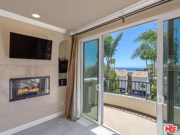 23949 De Ville Way, Malibu CA 90265