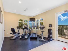 23949 De Ville Way, Malibu CA 90265