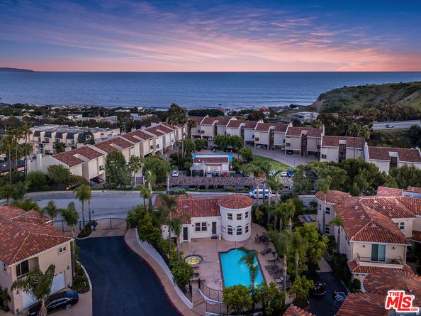 23949 De Ville Way, Malibu CA 90265