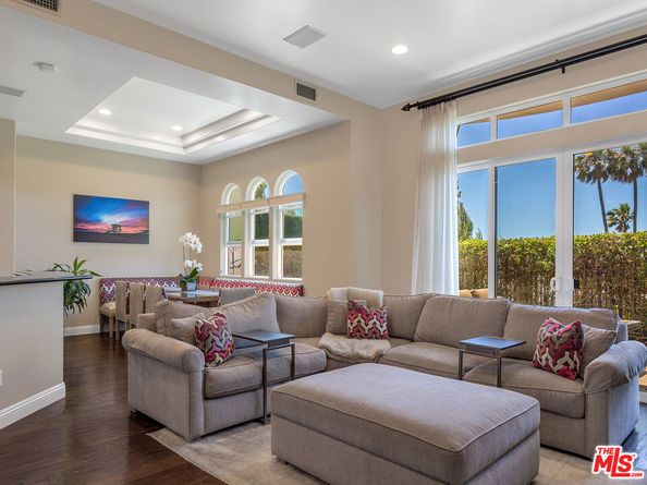 23949 De Ville Way, Malibu CA 90265