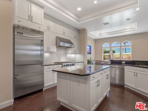 23949 De Ville Way, Malibu CA 90265