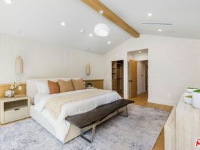5305 Allott Avenue, Sherman Oaks CA 91401
