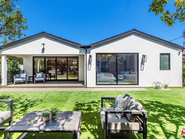 5305 Allott Avenue, Sherman Oaks CA 91401