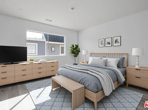 13340 Burbank Boulevard 2, Sherman Oaks CA 91401