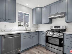 13340 Burbank Boulevard 2, Sherman Oaks CA 91401