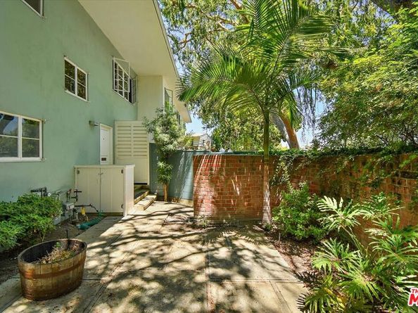 5381 1/2 Village, Los Angeles CA 90016