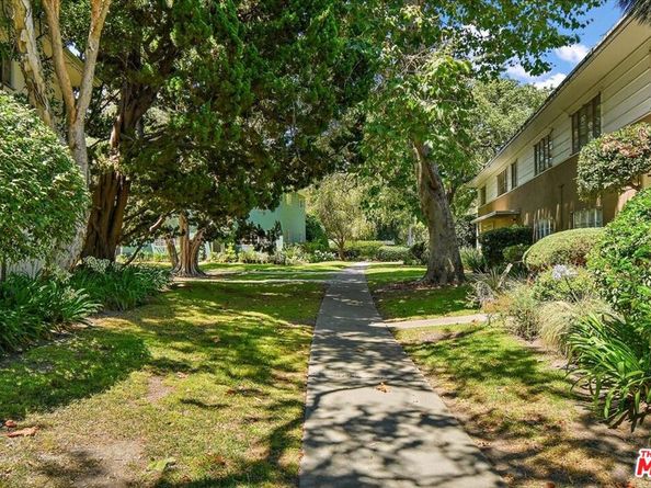 5381 1/2 Village, Los Angeles CA 90016