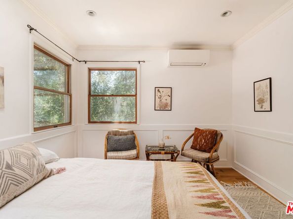 20973 Hillside Drive, Topanga CA 90290