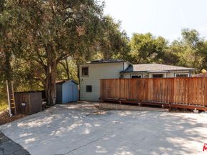 20973 Hillside Drive, Topanga CA 90290