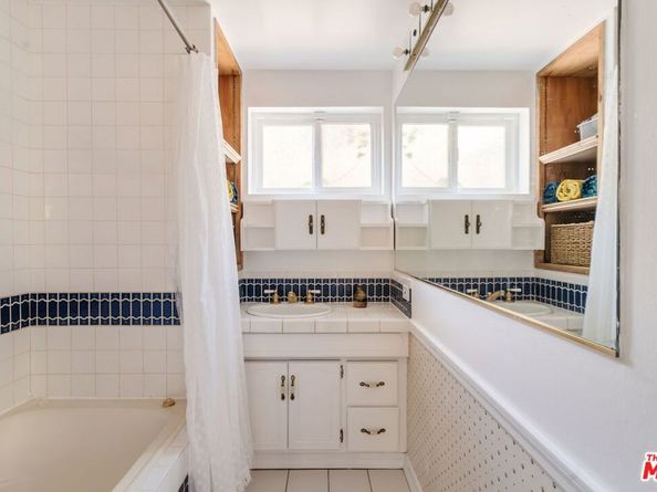 20973 Hillside Drive, Topanga CA 90290