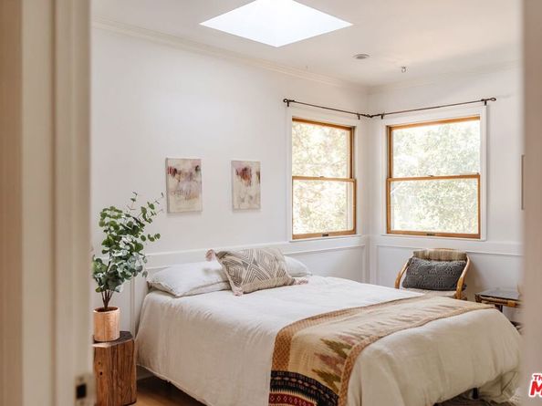 20973 Hillside Drive, Topanga CA 90290