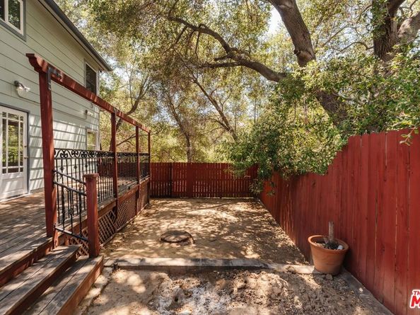 20973 Hillside Drive, Topanga CA 90290